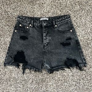 Never Worn Black Denim High Rise Shorts. Signature 8. Size Large